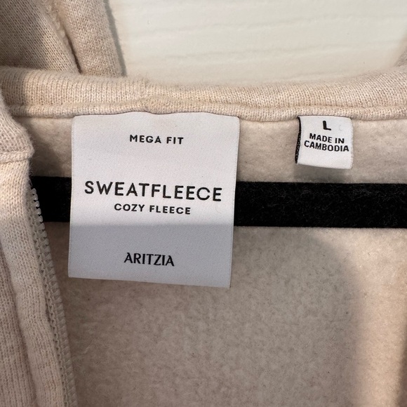 Aritzia Cozy Sweatfleece Mega Zip Hoodie in “Heather Light Oatmeal” Size XL🤍 - Picture 7 of 11